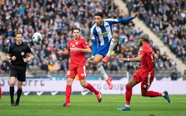  柏林赫塔后防铁闸发威，关键拦截守护平局